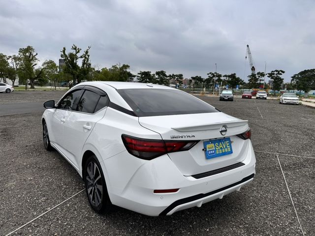 2022 sentra 僅跑三萬  第4張相片
