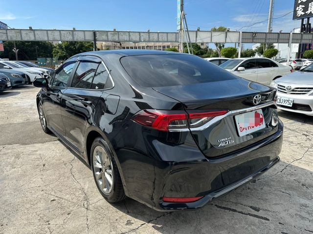 Toyota ALTIS  第4張相片