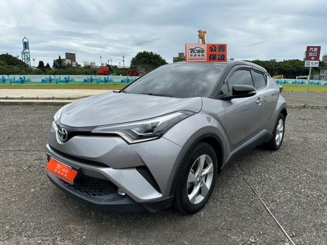 Toyota C-HR  第1張相片