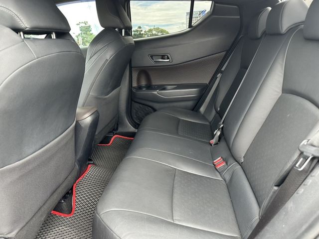 Toyota C-HR  第6張相片