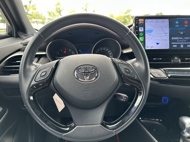 Toyota C-HR  第12張相片