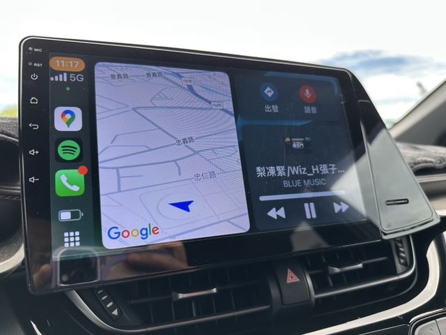 Toyota C-HR  第13張相片