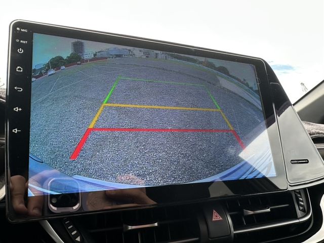 Toyota C-HR  第15張相片