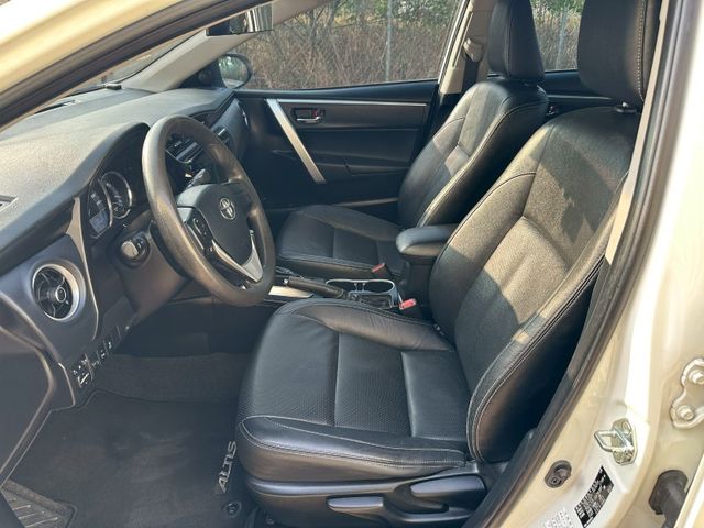 Toyota ALTIS  第12張相片