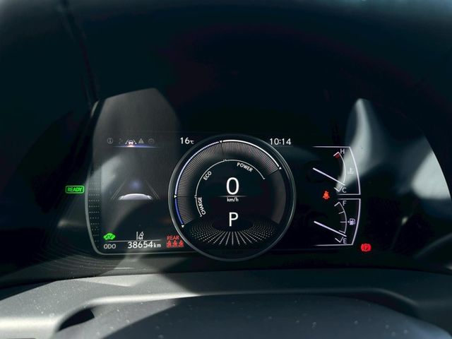 Lexus ES  第13張相片