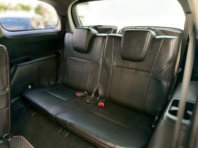 Toyota Wish  第13張相片