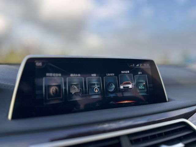 BMW/ 寶馬 740Li Luxury  第12張相片