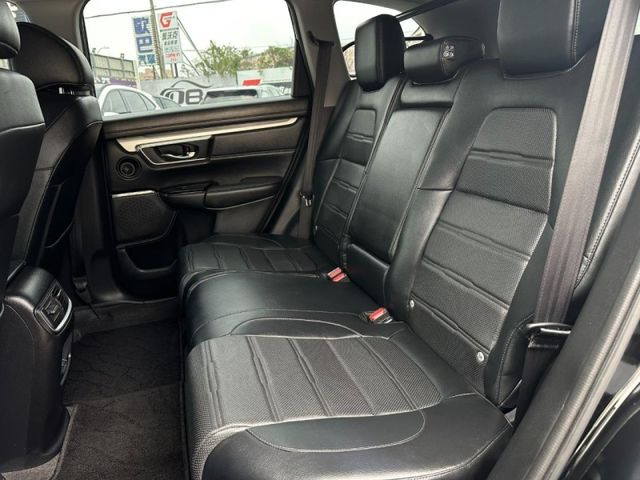 Honda CR-V  第16張相片