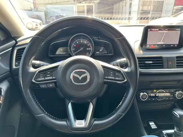Mazda Mazda3  第15張相片
