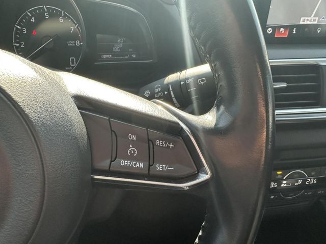 Mazda Mazda3  第16張相片
