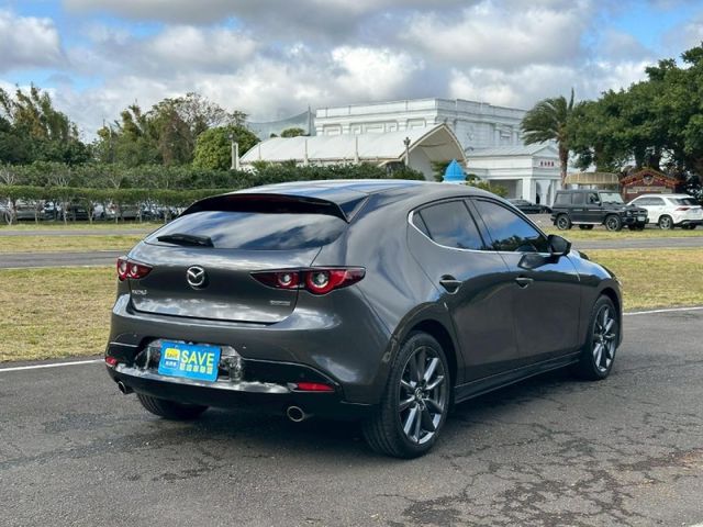 Mazda Mazda3  第6張相片