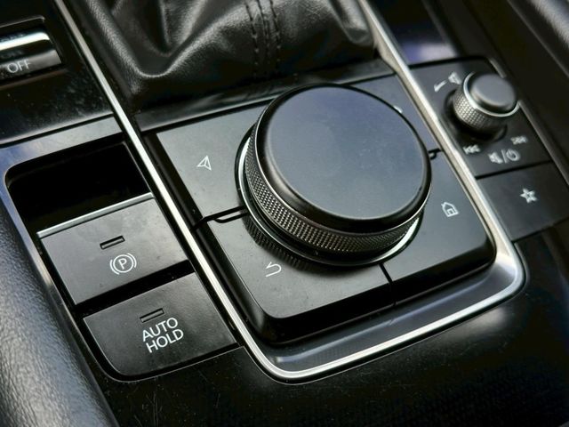 Mazda Mazda3  第14張相片