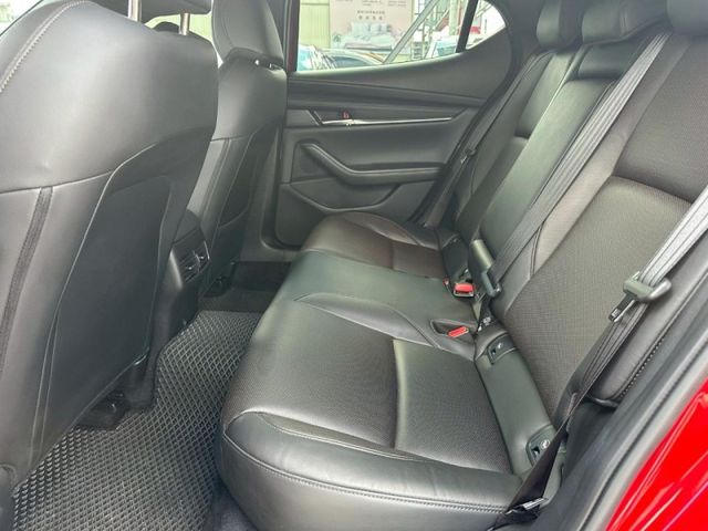 Mazda Mazda3  第1張相片