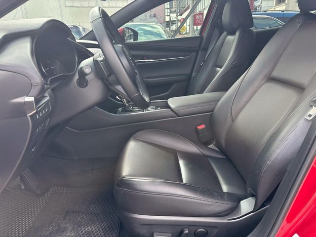 Mazda Mazda3  第19張相片