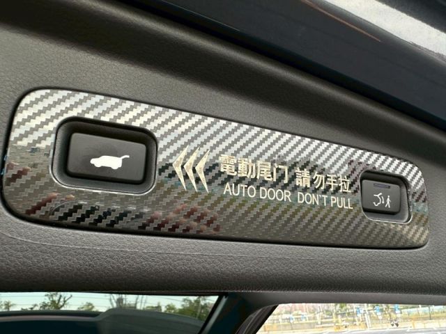 Honda CR-V  第8張相片