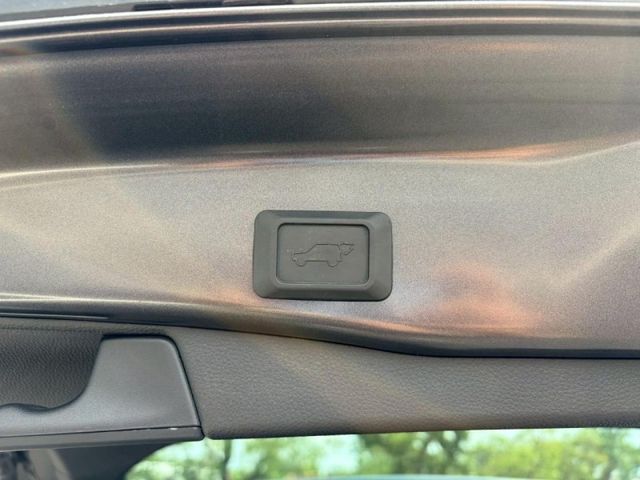 Toyota RAV4  第15張相片