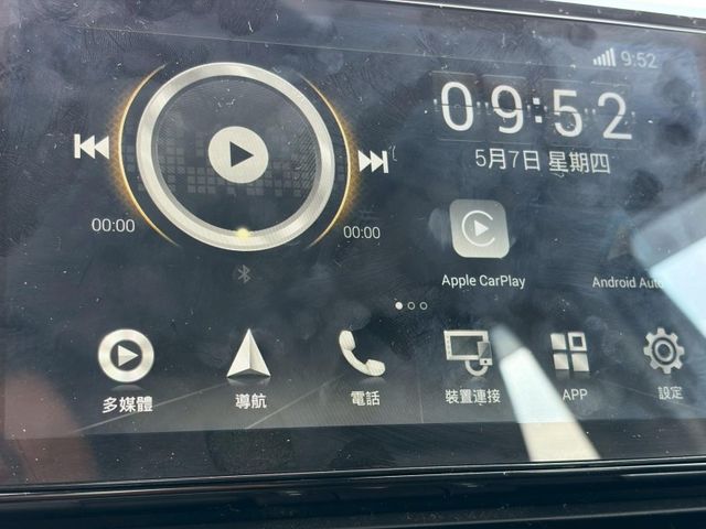 Toyota RAV4  第23張相片
