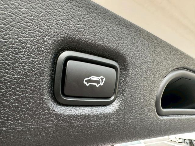 Hyundai Custin  第8張相片