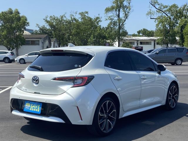Toyota Auris  第10張相片