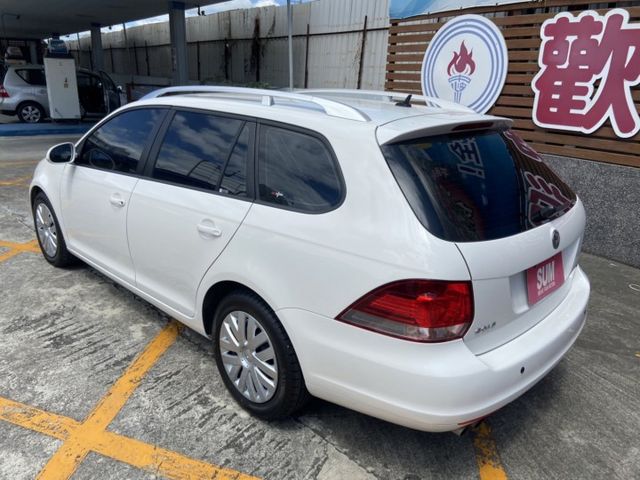 一手車 鈑件原 車況優 里程保證 實跑七萬多公里 少跑里程 小引擎大馬力 加長版 認證車 可貸款 優質原裝進口旅行式車款  第4張相片