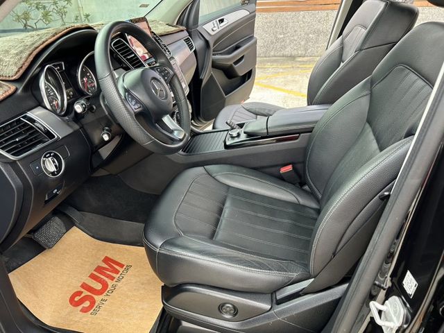 一手車 鈑件原 里程保證 總代理 柴油引擎 九速手自排 四輪傳動 電動座椅 電動尾門 電動天窗認證車有保固可貸款  第10張相片