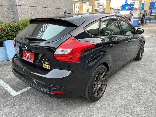 鈑件原 里程保證 車況優 雙離合器6速自手排 方向盤快控鍵 恆溫分區溫控 電動折疊後視鏡 循跡防滑 認證車 有保固  第3張相片