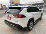 Hybrid旗艦版 油電混合 鈑件原 4WD 里程保證 免鑰匙啟動車門鎖 ACC環景 電動尾門 全景天窗 認證車  第3張縮圖