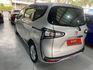7人座豪華版 里程保證 免鑰匙啟動車門鎖 八安全氣囊 電動折疊後視鏡 ISOFIX  胎壓監控 認證車 有保固 可貸款  第6張縮圖