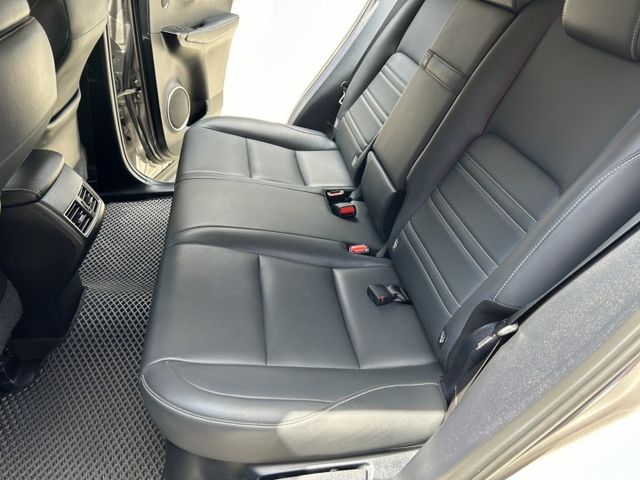 2019/2020年式小改款 菁英版 原鈑件 里程保證 ACC跟車 雙前座電熱椅 快撥鍵 倒車顯影認證車 有保固 可貸款  第6張相片