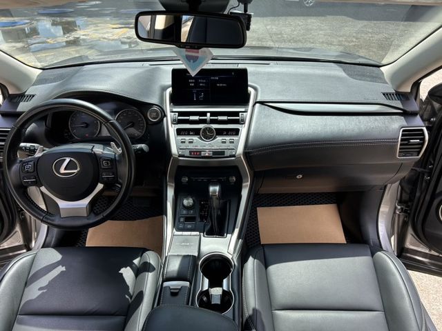 2019/2020年式小改款 菁英版 原鈑件 里程保證 ACC跟車 雙前座電熱椅 快撥鍵 倒車顯影認證車 有保固 可貸款  第7張相片
