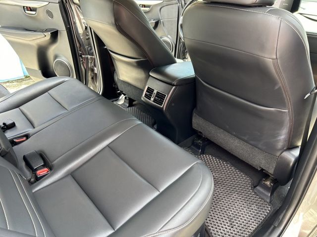 2019/2020年式小改款 菁英版 原鈑件 里程保證 ACC跟車 雙前座電熱椅 快撥鍵 倒車顯影認證車 有保固 可貸款  第13張相片