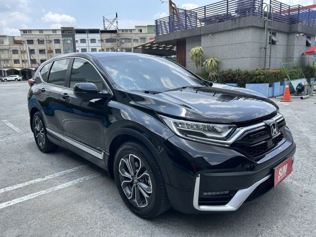 一手車 鈑件原 頂級配備 渦輪增壓 低里程 僅跑3萬多公里 里程保證 全景天窗 盲點 跟車 道路偏移  第2張相片