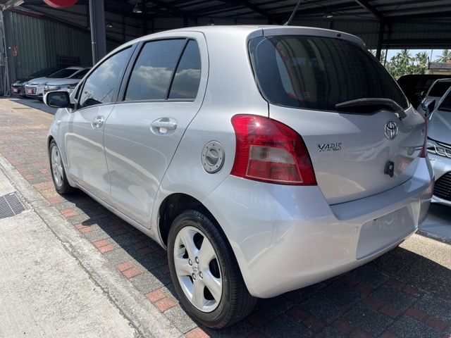 一手車 鈑件原  里程保證 小車大空間 妥善率好 省油 好停車 經濟實惠 認證車 優質代步五門掀背式小轎車款  第6張相片