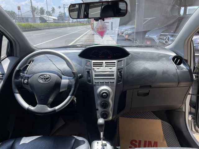 一手車 鈑件原  里程保證 小車大空間 妥善率好 省油 好停車 經濟實惠 認證車 優質代步五門掀背式小轎車款  第8張相片