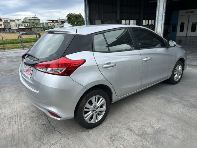原鈑件 車輛整備中  第4張相片