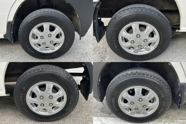 自排 鈑件原 僅跑4萬多 里程保證 方向盤快控鍵 定速 盲點偵測  ISOFIX 倒車雷達 五人座椅認證車 原廠保固中  第20張相片