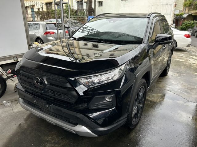 車輛整備中 2024 Toyota RAV4 2.0 Adventure 4WD  第1張相片