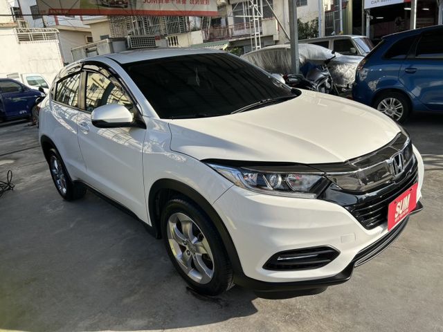 VTi-S 鈑件原 僅跑4萬多 里程保證  I-KEY 方向盤快撥鍵 定速 換檔快撥片 恆溫 藍芽 認證車有保固可貸款  第2張相片