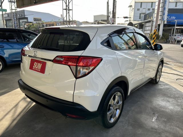 VTi-S 鈑件原 僅跑4萬多 里程保證  I-KEY 方向盤快撥鍵 定速 換檔快撥片 恆溫 藍芽 認證車有保固可貸款  第3張相片