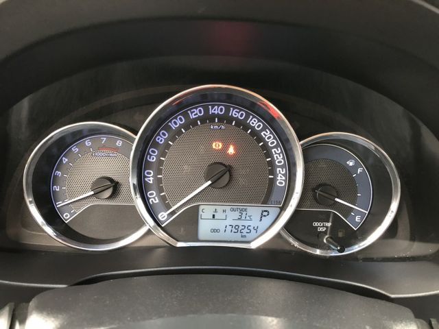 雅緻款 里程保證 手自排 方向盤快控鍵 後座分離倒覆 省油 妥善率好 CP質高  代步車首選 認證車 有保固 可貸款  第8張相片
