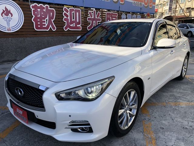 豪華版 鈑件原 里程保證 渦輪增壓 電動天窗 電動座椅 方向盤快控鍵 恆溫 分區溫控 免鑰匙啟動車門鎖定速認證車可貸款  第3張相片