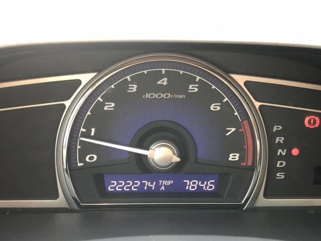 里程保證  安卓影音系統 有恆溫   HID頭燈 電動天窗 里程電腦   換檔快撥鍵 方向盤快控鍵 認證車 可貸款  第8張相片