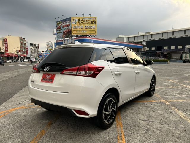 經典版 鈑件原 里程保證  小車大空間 省油 CP值高 妥善率好 故障率低 好停車 認證車 有保固 可貸款  第4張相片