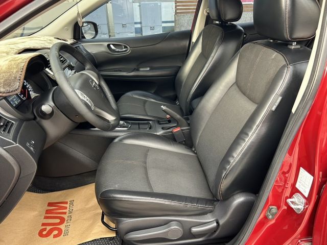 Turbo版 免鑰匙啟動車門鎖 盲點 環景 空力套件 恆溫空調 分區溫控 後座出風口 循跡防滑 認證車 有保固 可貸款  第9張相片