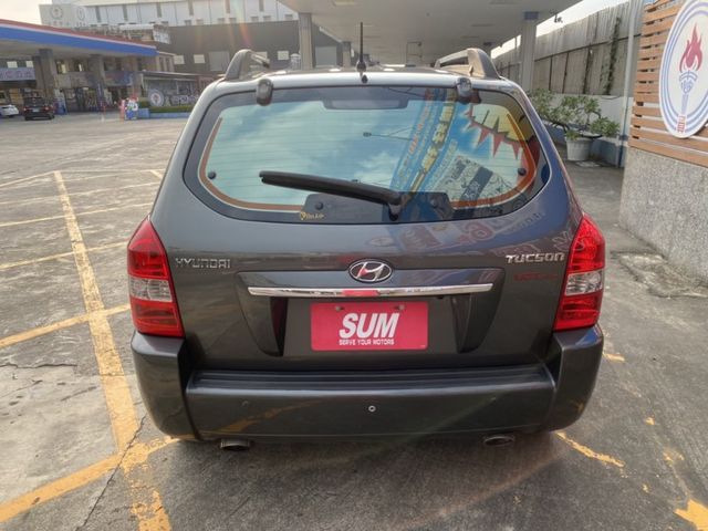 鈑件原 里程保證 柴油引擎 扭力大  省油 乘坐空間大 恆溫 多功能影音系統 資料完整 認證車 可貸款  第5張相片