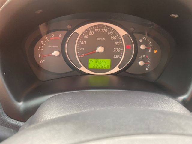 鈑件原 里程保證 柴油引擎 扭力大  省油 乘坐空間大 恆溫 多功能影音系統 資料完整 認證車 可貸款  第8張相片