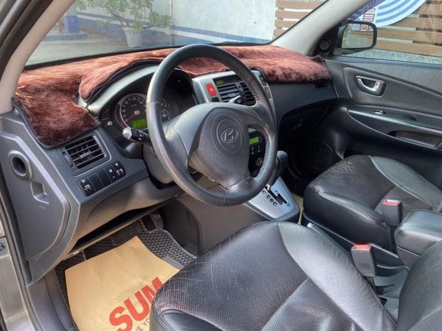 鈑件原 里程保證 柴油引擎 扭力大  省油 乘坐空間大 恆溫 多功能影音系統 資料完整 認證車 可貸款  第10張相片