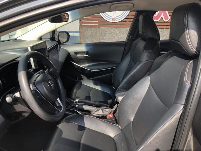 豪華版 鈑件原 里程保證  ACC跟車 方向盤快控鍵  影音系統 定速 恆溫 電動折疊後視鏡 車道偏離警示 認證車  第12張相片