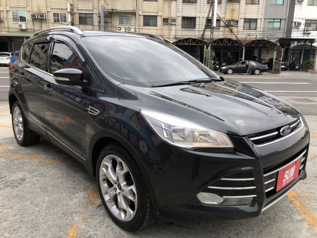 頂級四輪傳動版 原鈑件 無事故 渦輪增壓 馬力242P 扭力大駕馭感超高 里程保證 物超所值 親民價格 認證車 可貸款  第3張相片