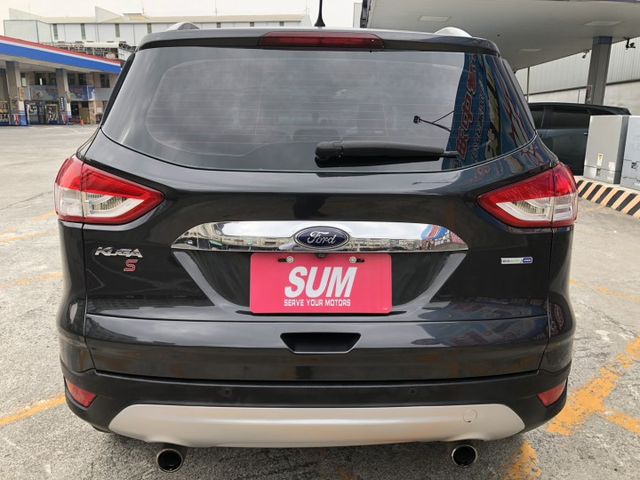 頂級四輪傳動版 原鈑件 無事故 渦輪增壓 馬力242P 扭力大駕馭感超高 里程保證 物超所值 親民價格 認證車 可貸款  第5張相片